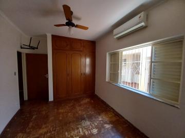 Alugar Casas / Padrão em Ribeirão Preto R$ 1.600,00 - Foto 7
