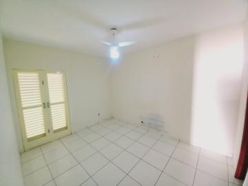 Alugar Casas / Padrão em Ribeirão Preto R$ 1.750,00 - Foto 4