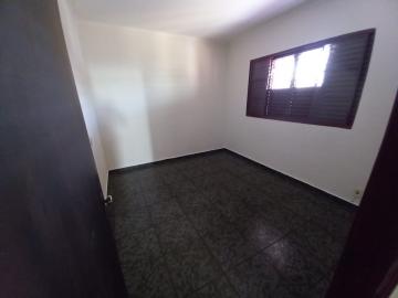 Alugar Casas / Padrão em Ribeirão Preto R$ 2.200,00 - Foto 13