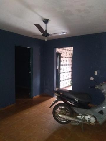 Comprar Casas / Padrão em Ribeirão Preto R$ 160.000,00 - Foto 1