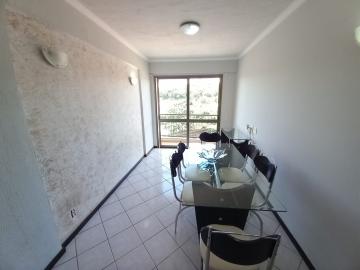 Alugar Apartamentos / Padrão em Ribeirão Preto R$ 900,00 - Foto 1