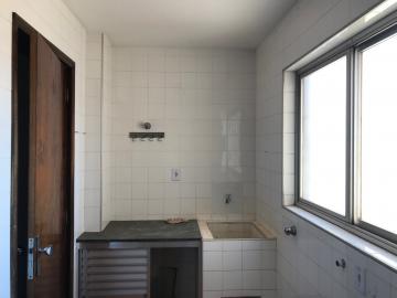 Alugar Apartamentos / Padrão em Ribeirão Preto R$ 1.600,00 - Foto 13