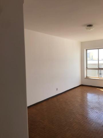 Alugar Apartamentos / Padrão em Ribeirão Preto R$ 1.600,00 - Foto 1