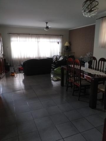 Comprar Casas / Padrão em Ribeirão Preto R$ 555.000,00 - Foto 1