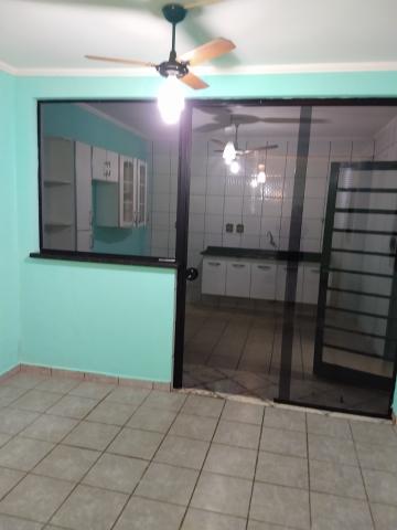 Comprar Casas / Padrão em Ribeirão Preto R$ 575.000,00 - Foto 2