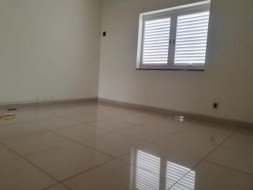 Alugar Casas / Padrão em Ribeirão Preto R$ 4.000,00 - Foto 5