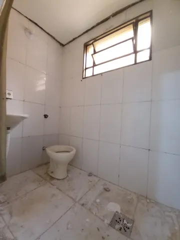 Alugar Casas / Padrão em Ribeirão Preto R$ 1.600,00 - Foto 5