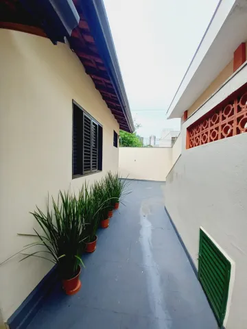 Alugar Casas / Padrão em Ribeirão Preto R$ 4.000,00 - Foto 16