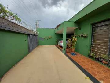 Comprar Casas / Padrão em Ribeirão Preto R$ 1.060.000,00 - Foto 3