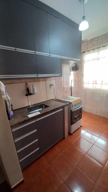 Comprar Apartamentos / Padrão em Ribeirão Preto R$ 135.000,00 - Foto 3