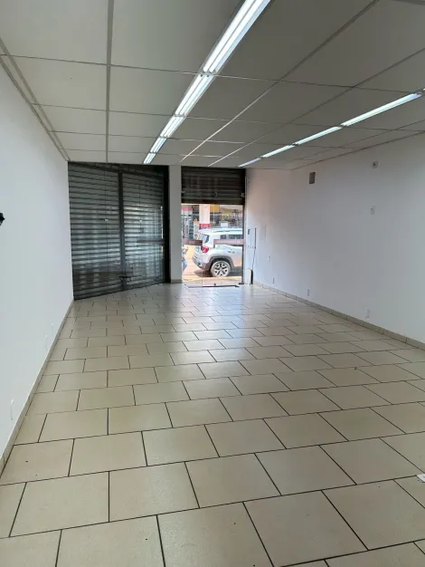 imagem 2 - Salão comercial de 70m² com 01 banheiro - Centro imagem 2 - Salão comercial de 70m² com 01 banheiro - Centro