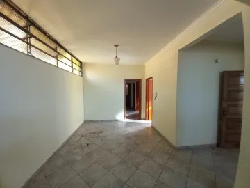 Alugar Casas / Padrão em Ribeirão Preto R$ 2.700,00 - Foto 5