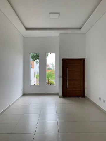 Alugar Casas / Condomínio em Bonfim Paulista R$ 4.900,00 - Foto 1