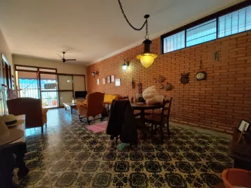 Alugar Casas / Padrão em Ribeirão Preto R$ 3.500,00 - Foto 1