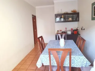 Comprar Casas / Padrão em Ribeirão Preto R$ 830.000,00 - Foto 6