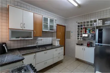 Alugar Apartamentos / Padrão em Ribeirão Preto R$ 4.200,00 - Foto 17