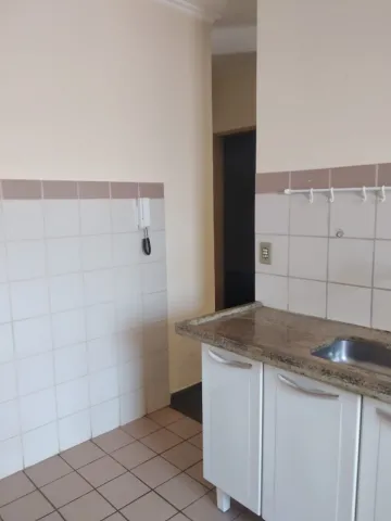 Alugar Apartamentos / Padrão em Ribeirão Preto R$ 800,00 - Foto 4