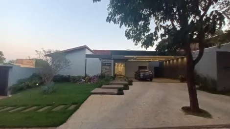 Bonfim Centro Casa Venda R$3.600.000,00 Condominio R$500,00 4 Dormitorios 4 Vagas Area do terreno 1102.50m2 Area construida 276.77m2