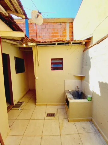 Alugar Casas / Padrão em Ribeirão Preto R$ 700,00 - Foto 8