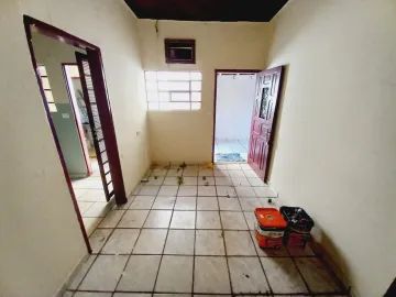 Alugar Casas / Padrão em Ribeirão Preto R$ 700,00 - Foto 4