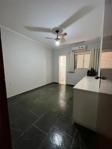 Comprar Apartamentos / Padrão em Ribeirão Preto R$ 289.000,00 - Foto 1