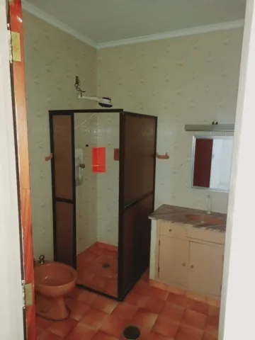Alugar Casas / Padrão em Ribeirão Preto R$ 1.900,00 - Foto 11