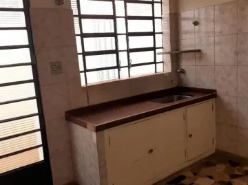 Alugar Casas / Padrão em Ribeirão Preto R$ 2.800,00 - Foto 9