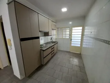 Alugar Casas / Padrão em Ribeirão Preto R$ 1.600,00 - Foto 5