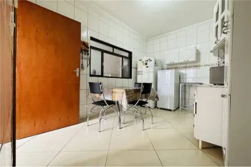 Comprar Casas / Padrão em Ribeirão Preto R$ 290.000,00 - Foto 3