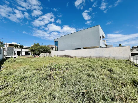 imagem 5 - Terreno de 387m² à venda em condomínio - Vila do Golf imagem 5 - Terreno de 387m² à venda em condomínio - Vila do Golf