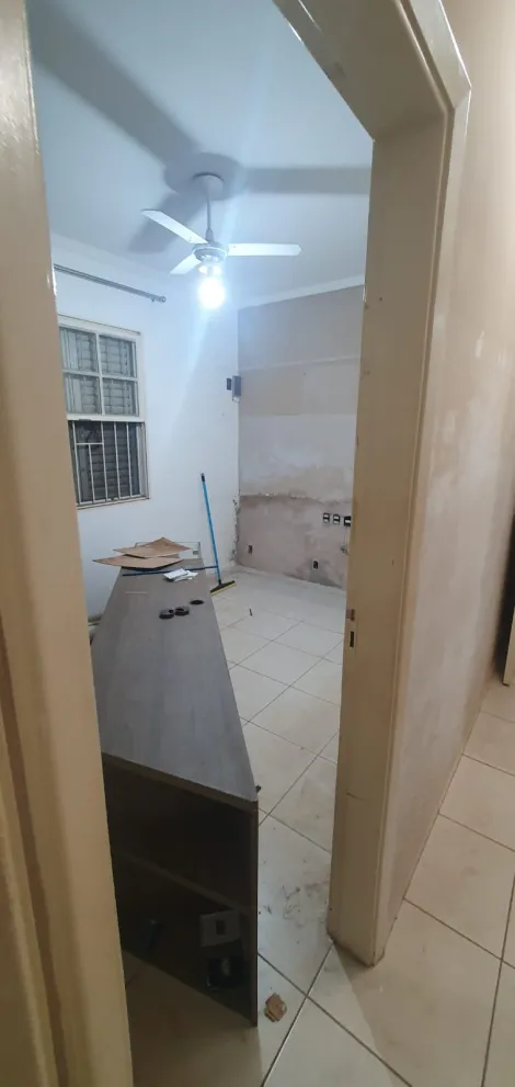 Alugar Apartamentos / Padrão em Ribeirão Preto R$ 1.400,00 - Foto 10