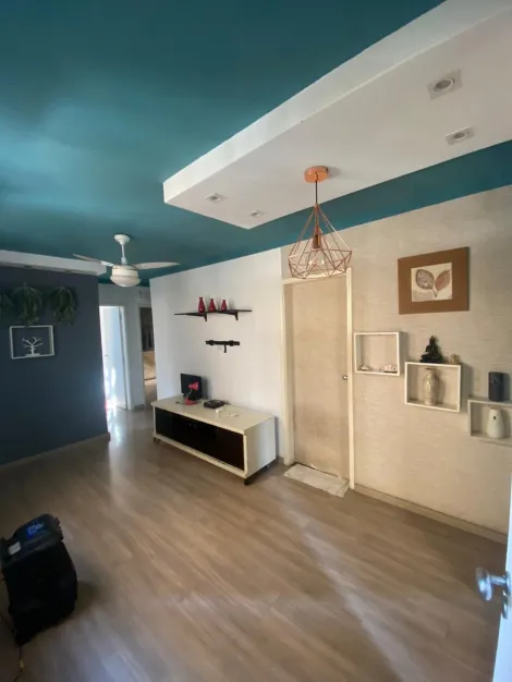 Apartamentos / Padrão em Ribeirão Preto 