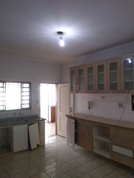 Comprar Casas / Padrão em Ribeirão Preto R$ 175.000,00 - Foto 2