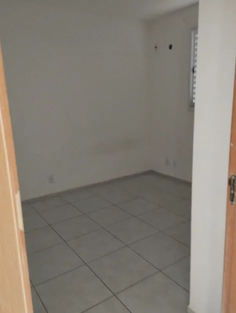 Comprar Apartamentos / Padrão em Ribeirão Preto R$ 200.000,00 - Foto 4