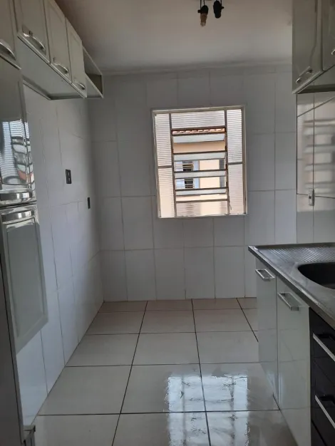 Apartamentos / Padrão em Ribeirão Preto 