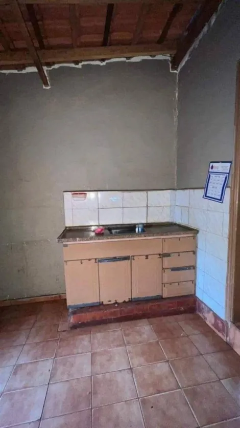 Comprar Casas / Padrão em Ribeirão Preto R$ 240.000,00 - Foto 4