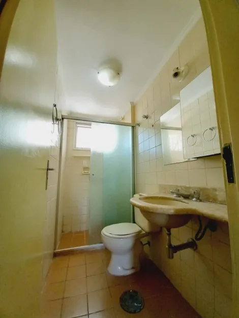 Alugar Apartamentos / Padrão em Ribeirão Preto R$ 1.200,00 - Foto 4