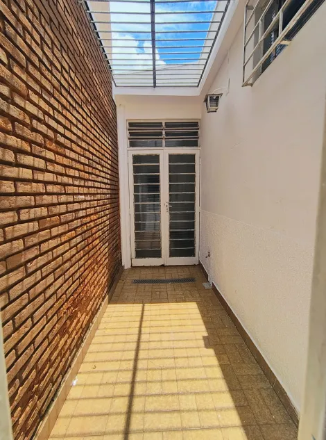 Alugar Casas / Padrão em Ribeirão Preto R$ 1.450,00 - Foto 7