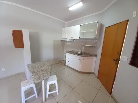 Alugar Apartamentos / Padrão em Ribeirão Preto R$ 1.000,00 - Foto 3