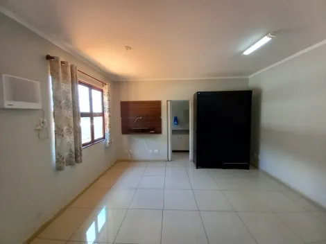 Alugar Apartamentos / Padrão em Ribeirão Preto R$ 1.000,00 - Foto 1