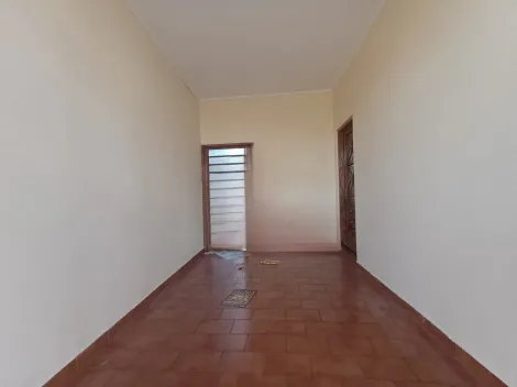 Alugar Casas / Padrão em Ribeirão Preto R$ 1.500,00 - Foto 2