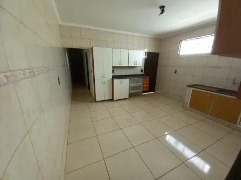 Alugar Casas / Padrão em Ribeirão Preto R$ 1.900,00 - Foto 6