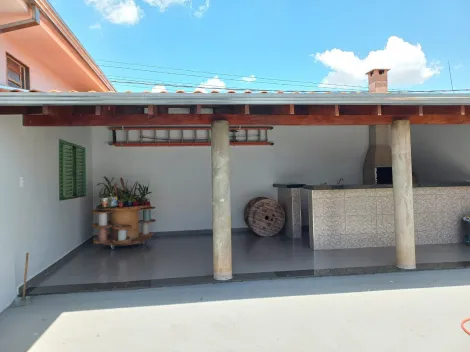 Casas / Padrão em Cajuru , Comprar por R$630.000,00