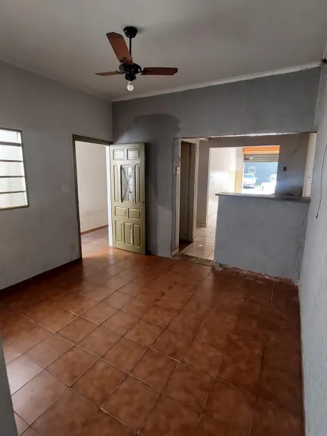 Comprar Casas / Padrão em Ribeirão Preto R$ 180.000,00 - Foto 3