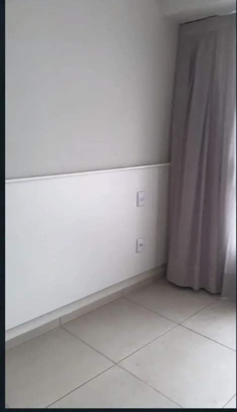 Alugar Apartamentos / Padrão em Ribeirão Preto R$ 1.800,00 - Foto 5