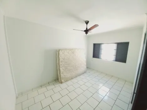 Alugar Apartamentos / Padrão em Ribeirão Preto R$ 1.150,00 - Foto 3