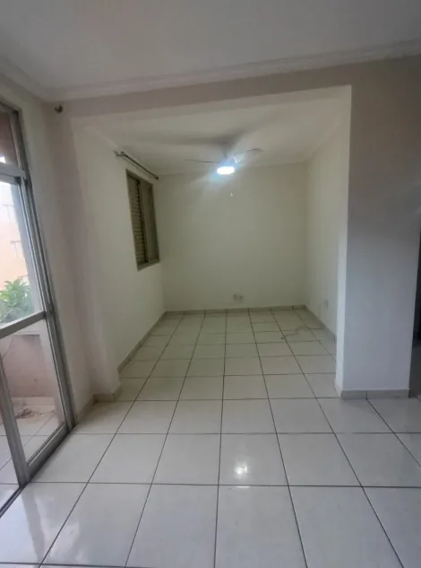 Comprar Apartamentos / Padrão em Ribeirão Preto R$ 175.000,00 - Foto 1