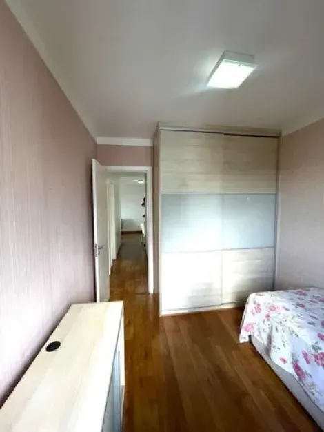 Apartamentos / Padrão em Ribeirão Preto 