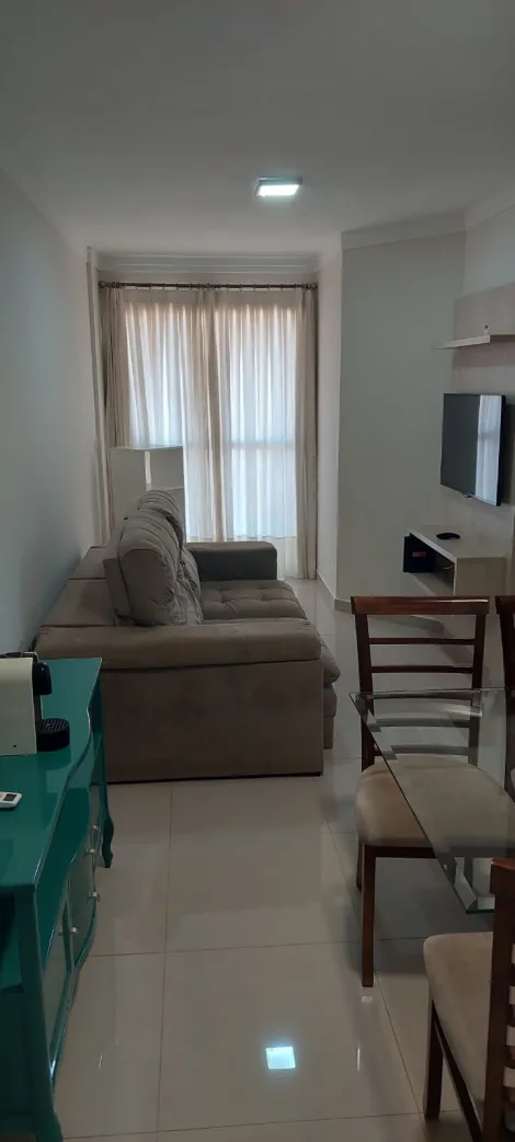 Apartamentos / Padrão em Ribeirão Preto 