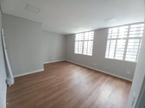 imagem 1 - Sala comercial de 30m² com 01 banheiro para locação imagem 1 - Sala comercial de 30m² com 01 banheiro para locação